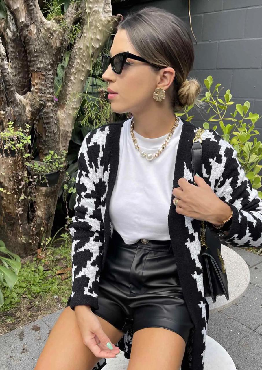 Short Couro Lorena